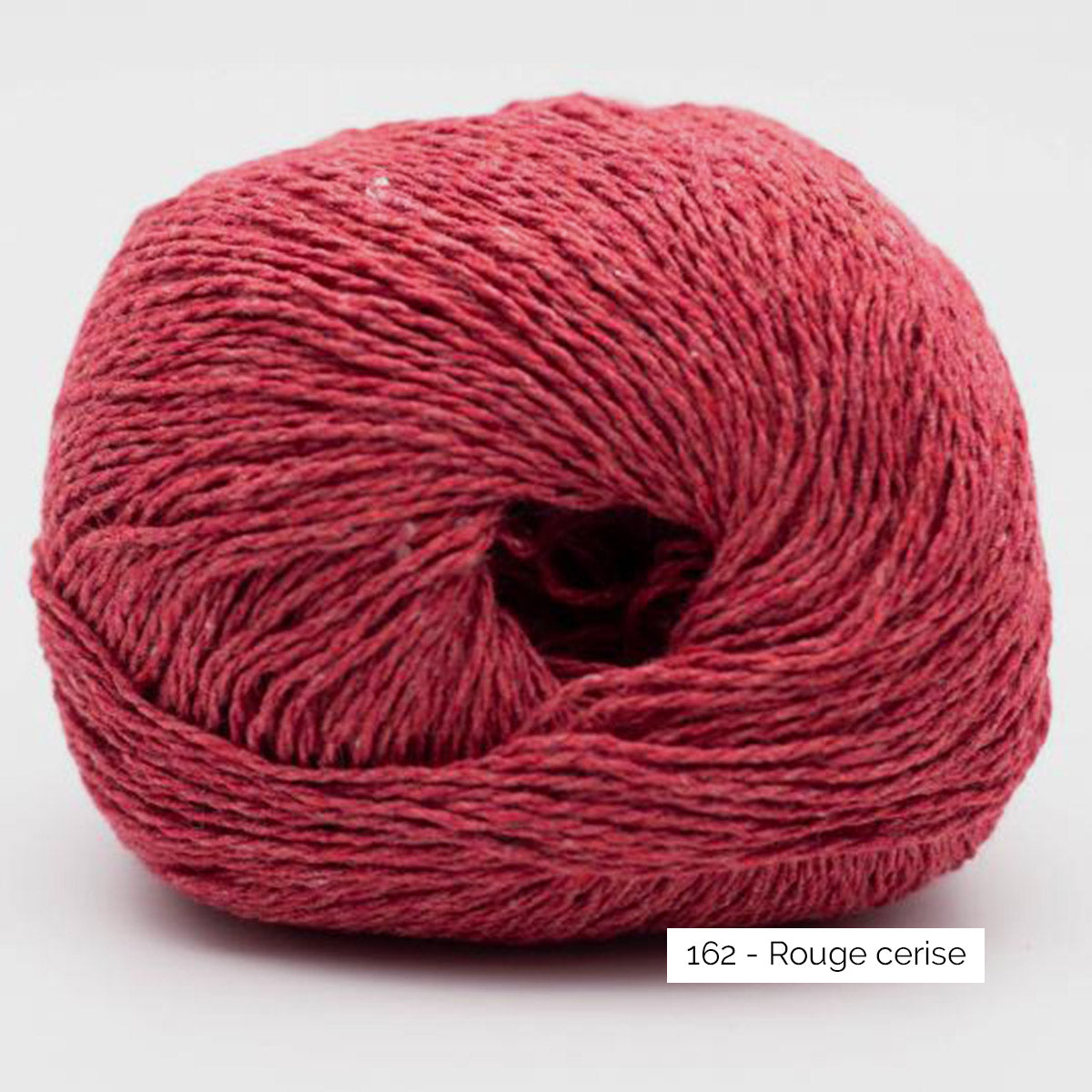 Pelote de coton recyclé Reborn de Kremke Soul Wool, coloris 162 Rouge Cerise