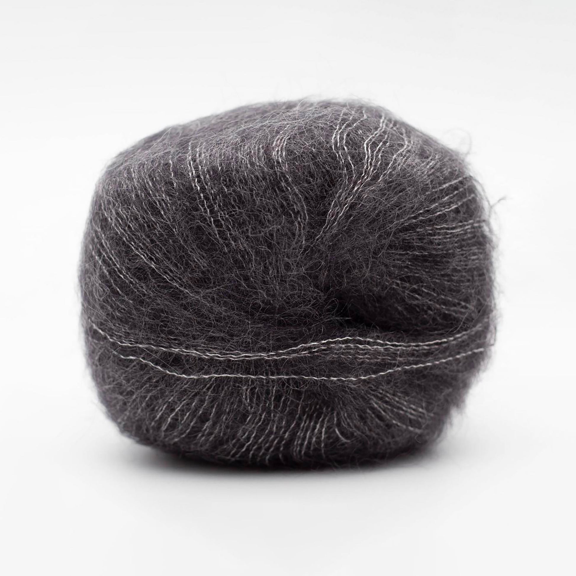Pelote de Silky Kid de Kremke Soul Wool coloris 20_002 Anthracite Chiné