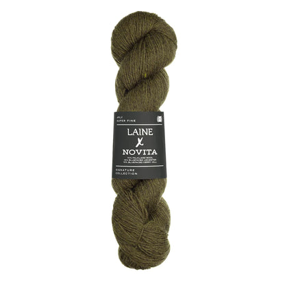 Echeveau de Signature Collection 4-ply de Laine x Novita coloris 3401 Earthy Olive