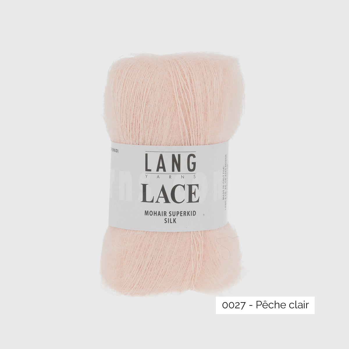 Echeveau de mohair superkid et soie Lace de Lang Yarns, coloris 0027 Pêche clair