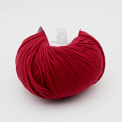 Pelote de Merino 120 de Lang Yarns coloris 087 Rubis