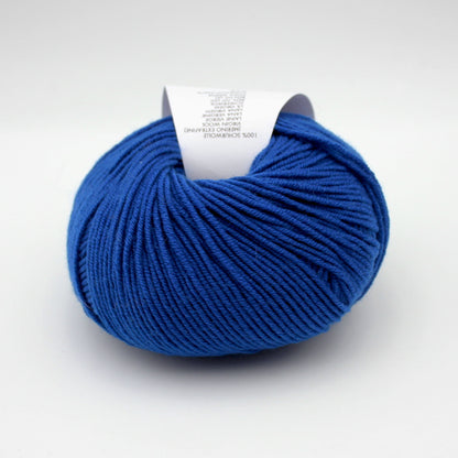 Pelote de Merino 120 de Lang Yarns coloris 106 Cobalt