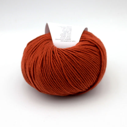 Pelote de Merino 120 de Lang Yarns coloris 187 Châtaigne