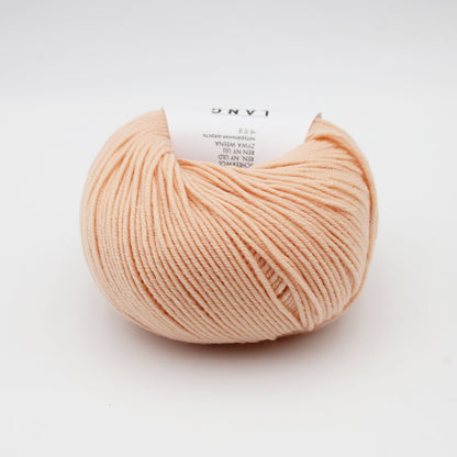 Pelote de Merino 120 de Lang Yarns coloris 322 Abricot