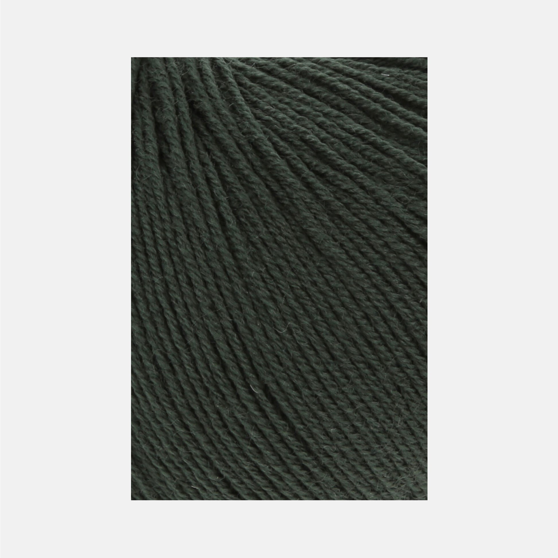 Texture d'une pelote de Merino 400 Lace coloris 0318 Vert Bouteille