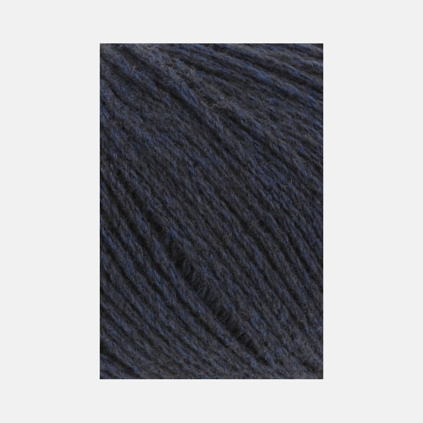 Texture de la laine Yak de Lang Yarns coloris 35 bleu nuit