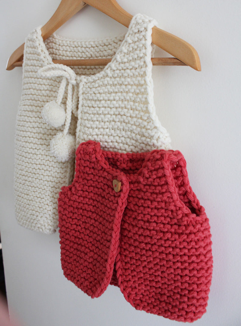 Patron de tricot de gilet de berger pour bébé et enfant Lil Shepherd de Lili Comme Tout