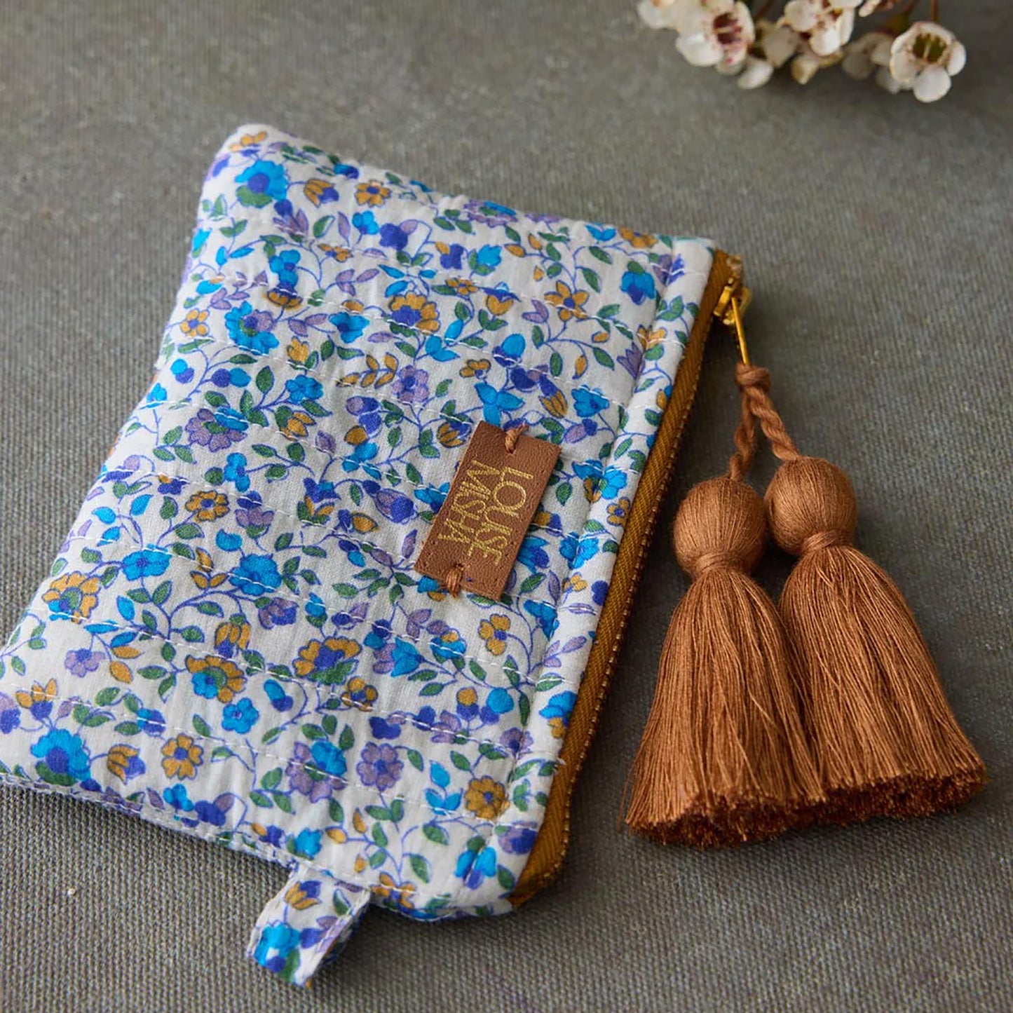 Pochette Lois de Louise Misha modèle Cream Aster Valley