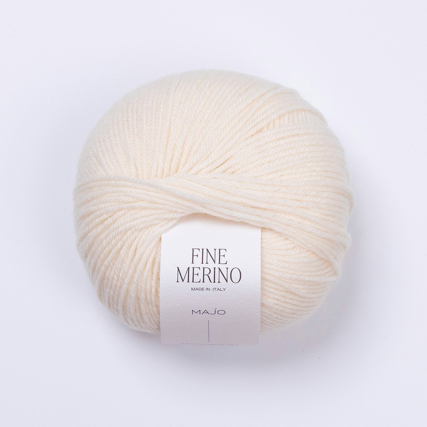 Pelote de Fine Merino de Majo Garn coloris 100 Ivory