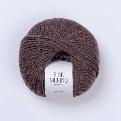 Pelote de Fine Merino de Majo Garn coloris 107 Walnut