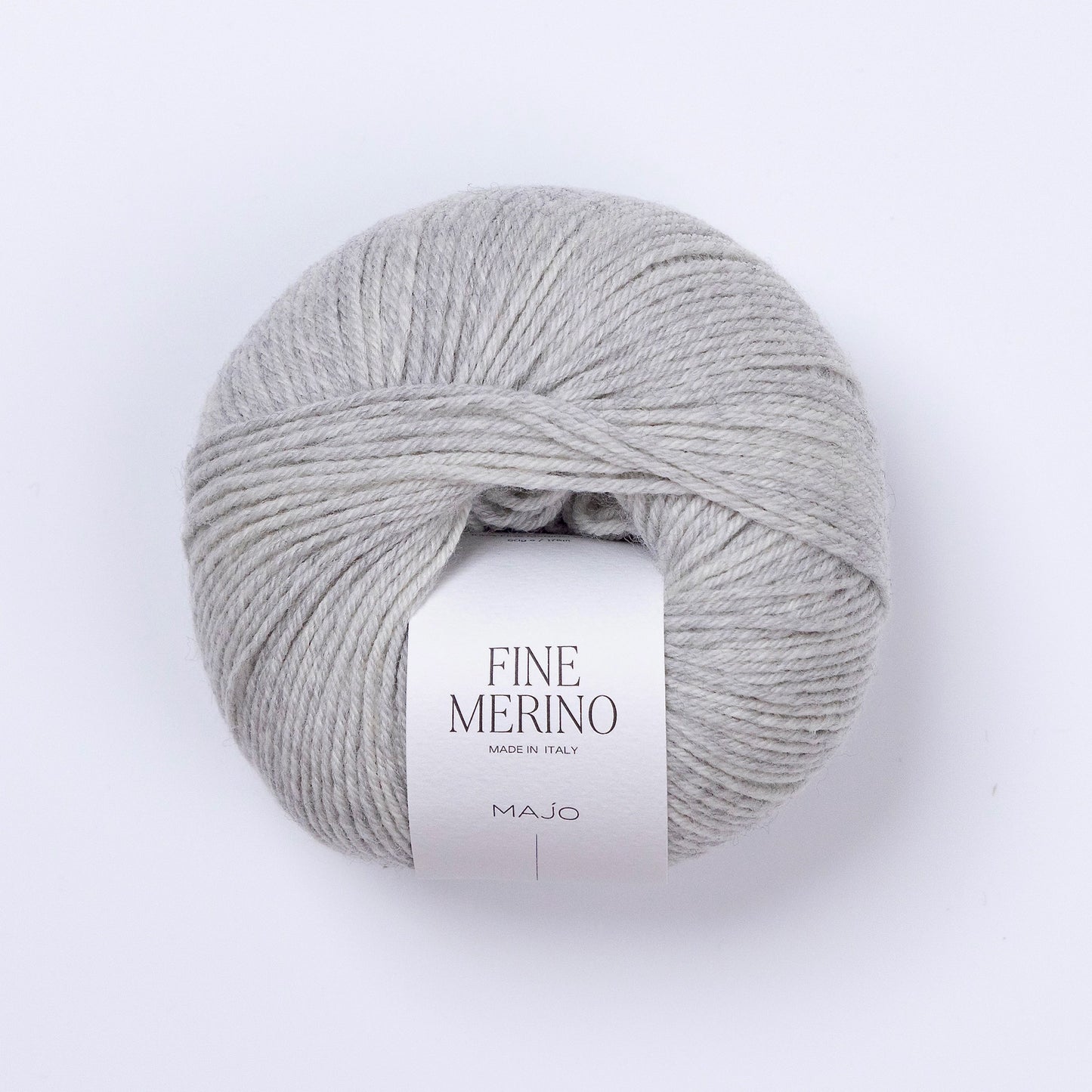 Pelote de Fine Merino de Majo Garn coloris 604 Soft Grey