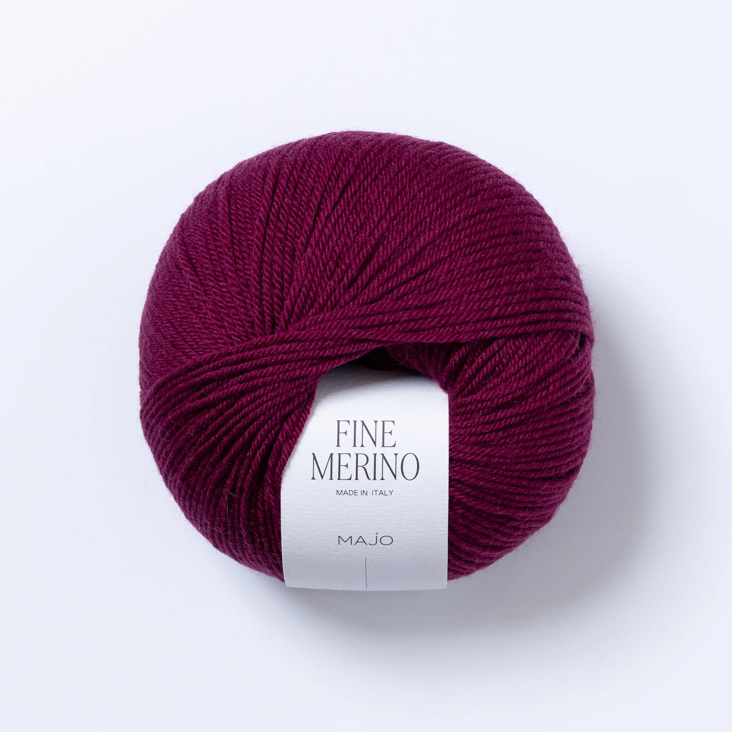 Pelote de Fine Merino de Majo Garn coloris 901 Mulberry