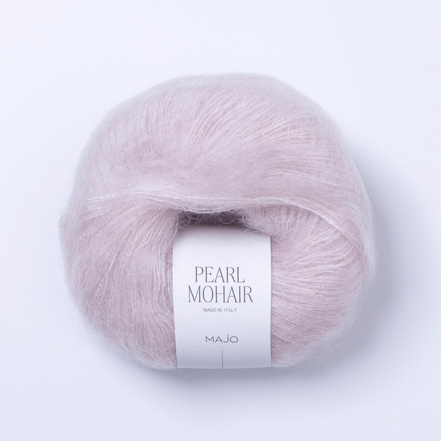 Pelote de Pearl Mohair de Majo Garn, coloris 200 Organdi