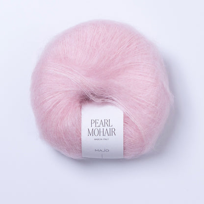 Pelote de Pearl Mohair de Majo Garn, coloris 201 Baby Pink