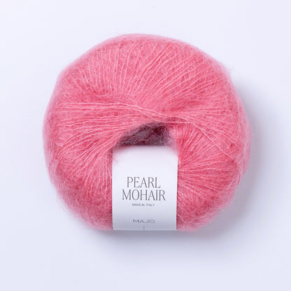 Pelote de Pearl Mohair de Majo Garn, coloris 203 Rose