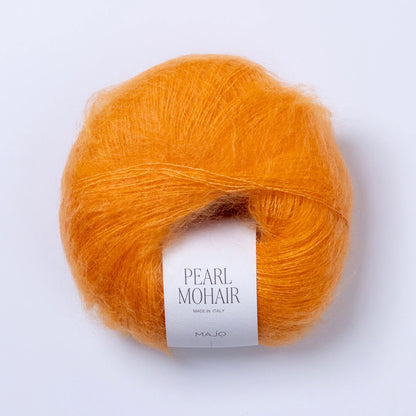 Pelote de Pearl Mohair de Majo Garn, coloris 302 Apricot