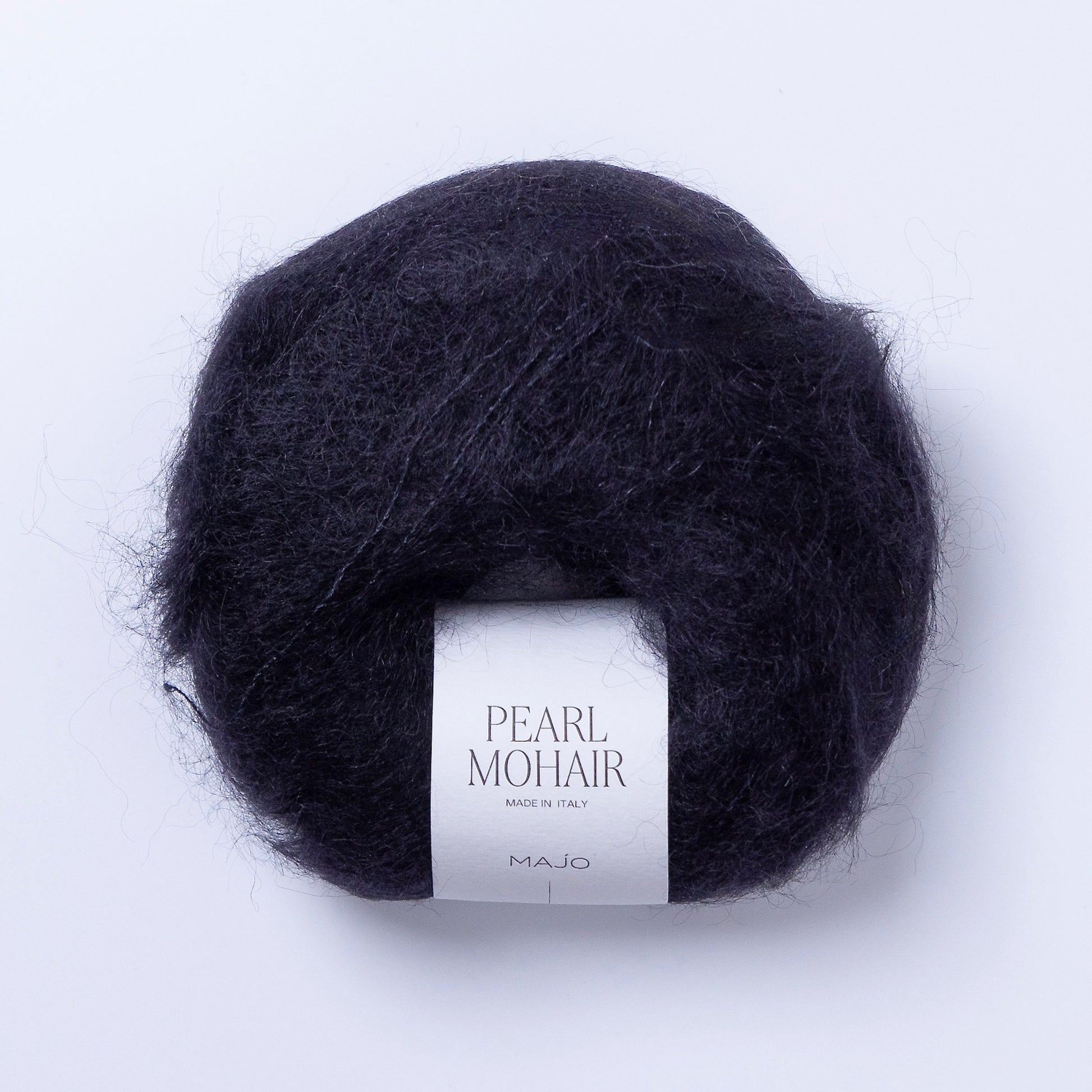 Pelote de Pearl Mohair de Majo Garn, coloris 603 Black