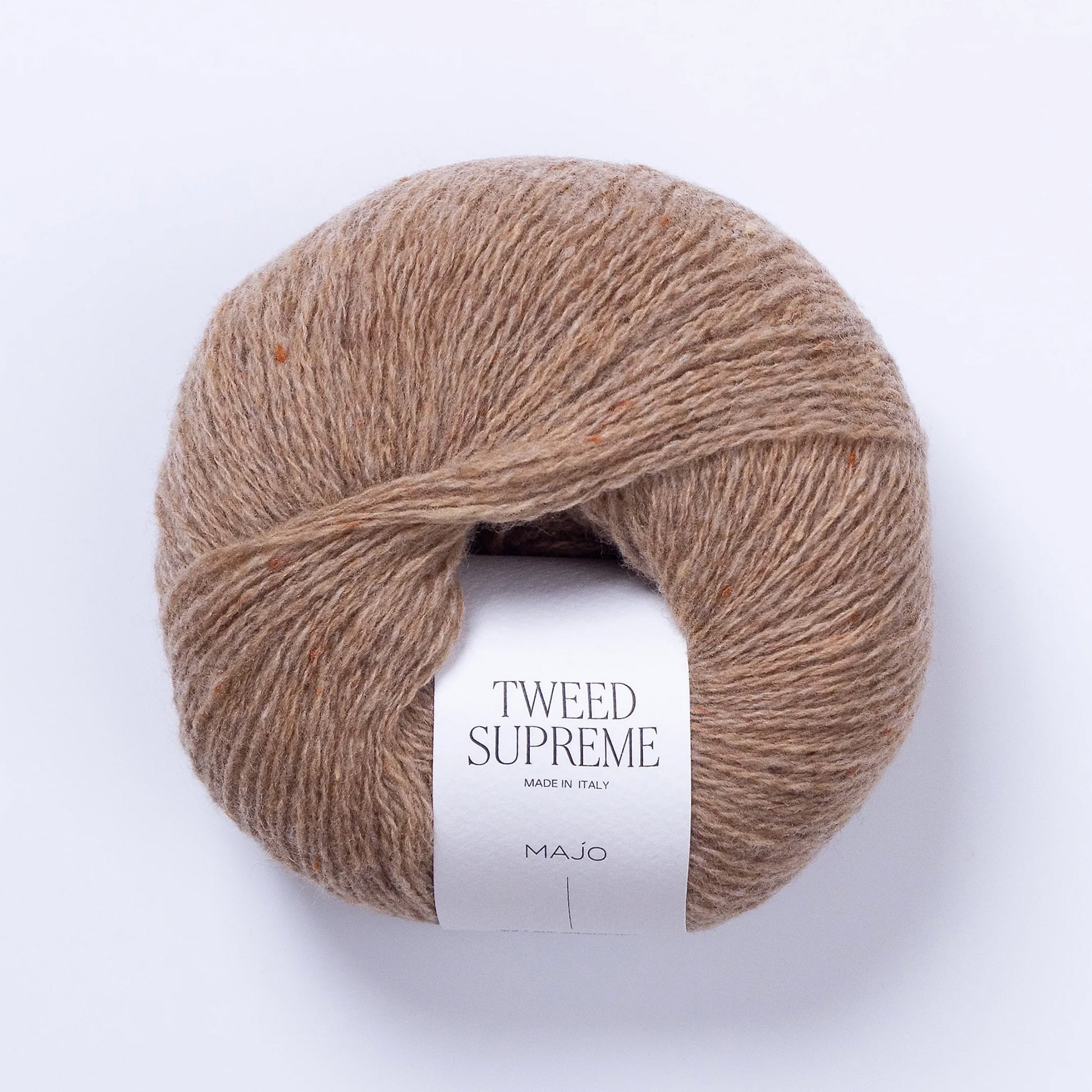 Pelote de Tweed Supreme de Majo Garn coloris 114 Tan