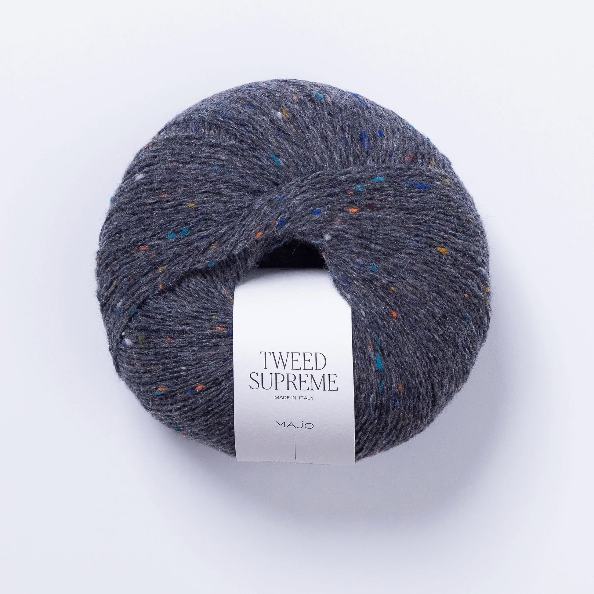 Pelote de Tweed Supreme de Majo Garn coloris 602 Charcoal