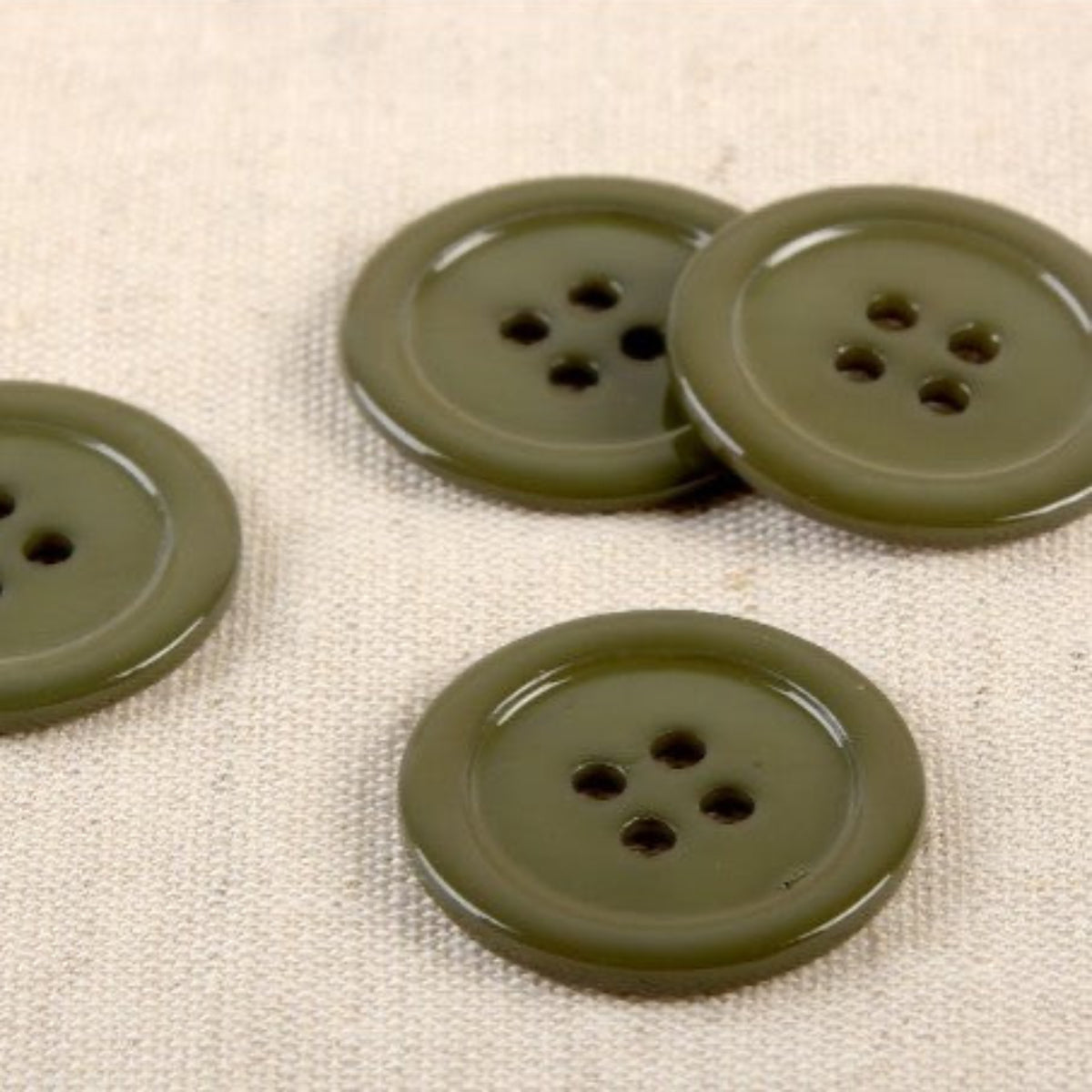 Boutons ronds de 25 mm en nacre coloris Kaki