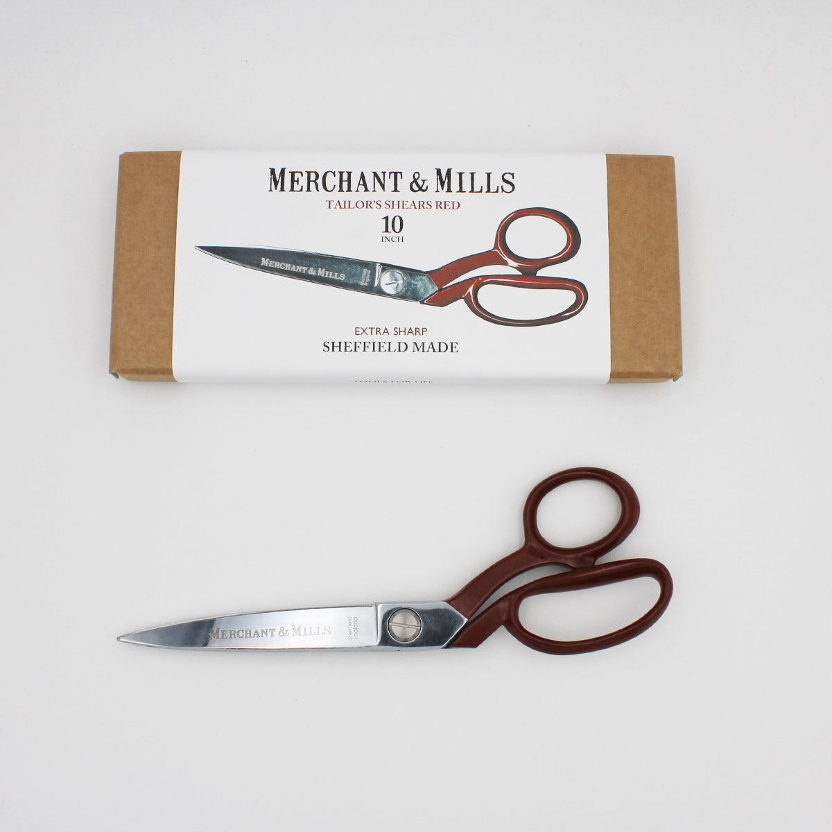 Ciseaux de tailleur Merchant & Mills, longueur 25cm, manche rouge, lames extra sharp