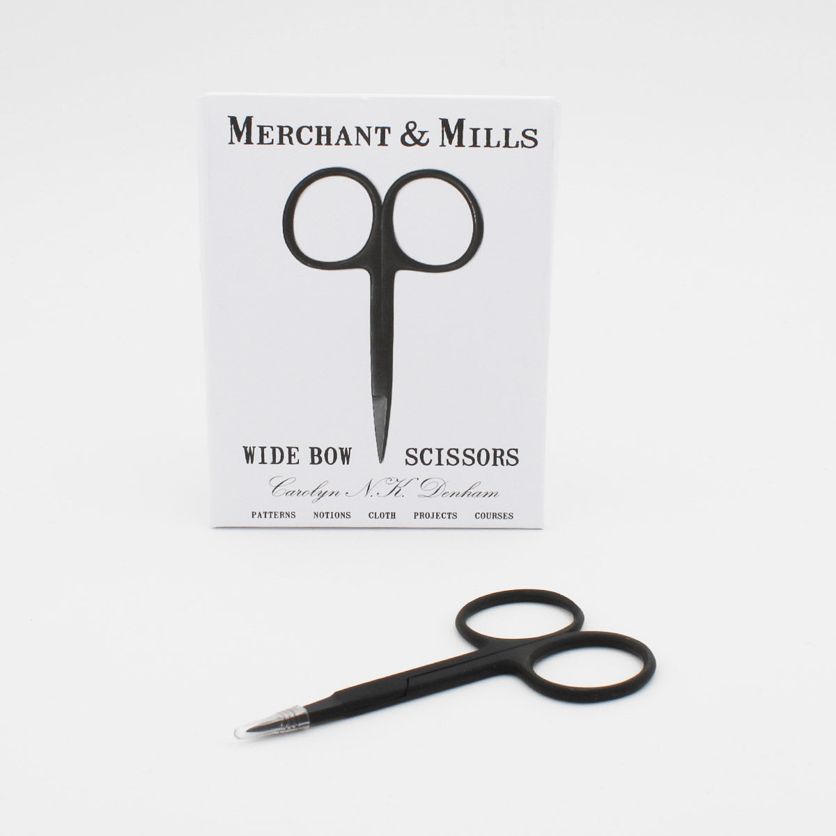 Petits ciseaux de broderie Wide Bow de Merchant & Mills, coloris noir