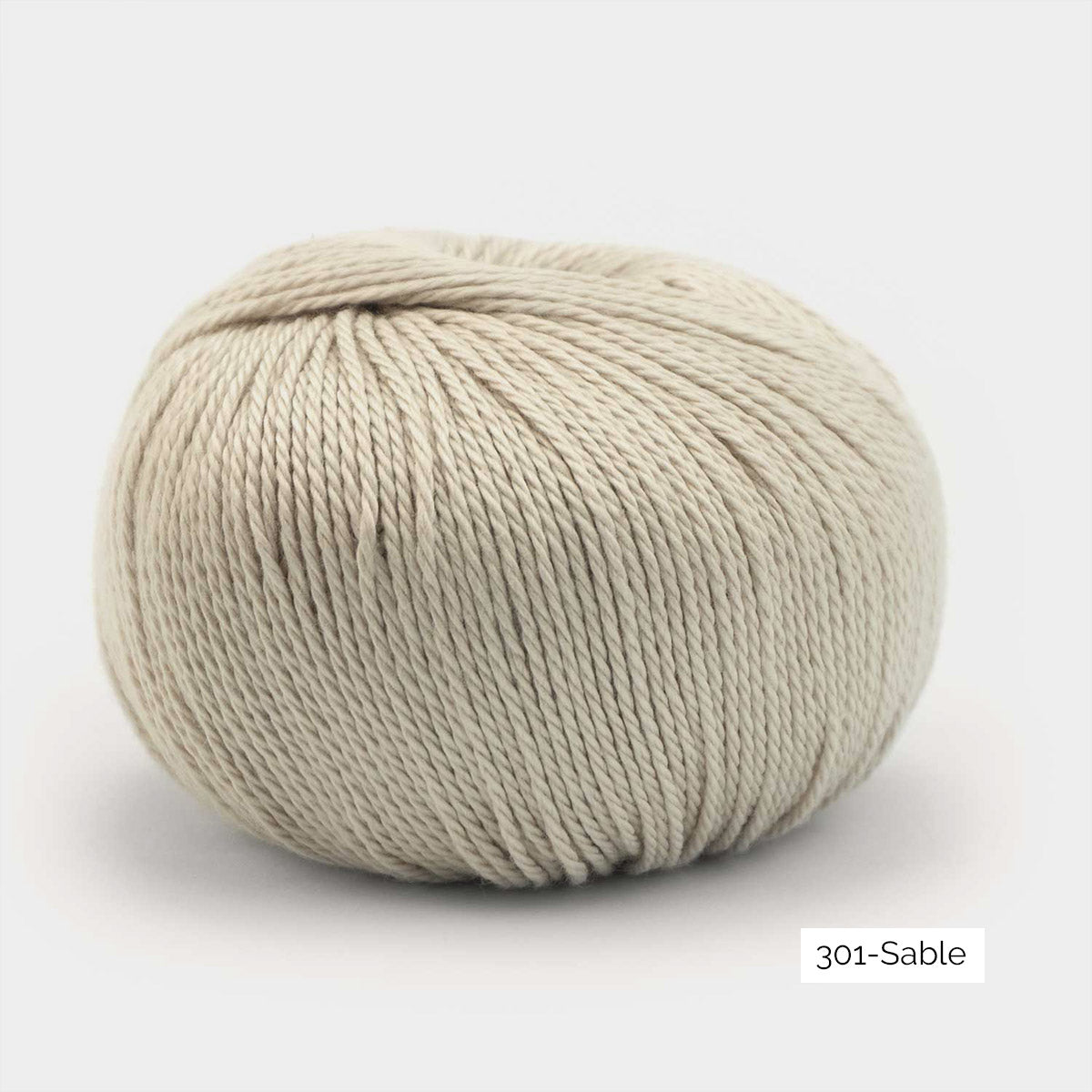 Pelote de Cumbria de Pascuali, mélange de coton pima et viscose de bambou, coloris 301 Sable