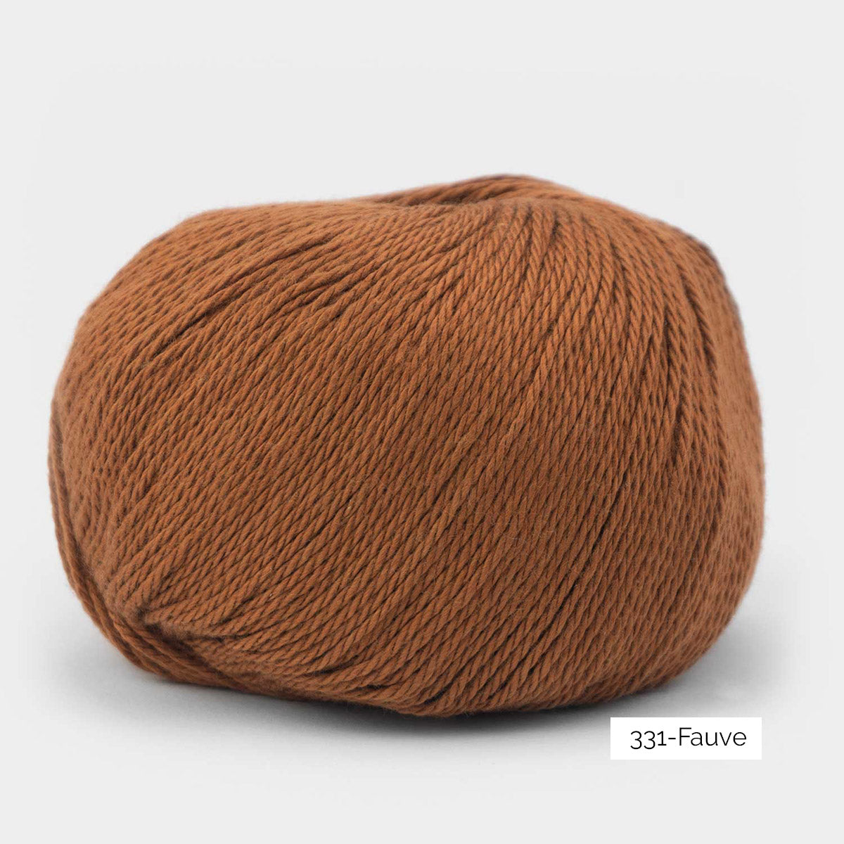 Pelote de Cumbria de Pascuali, mélange de coton pima et viscose de bambou, coloris 331 Fauve