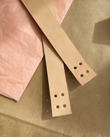 Anses en cuir pour le French Market Bag de PetiteKnit coloris Naturel