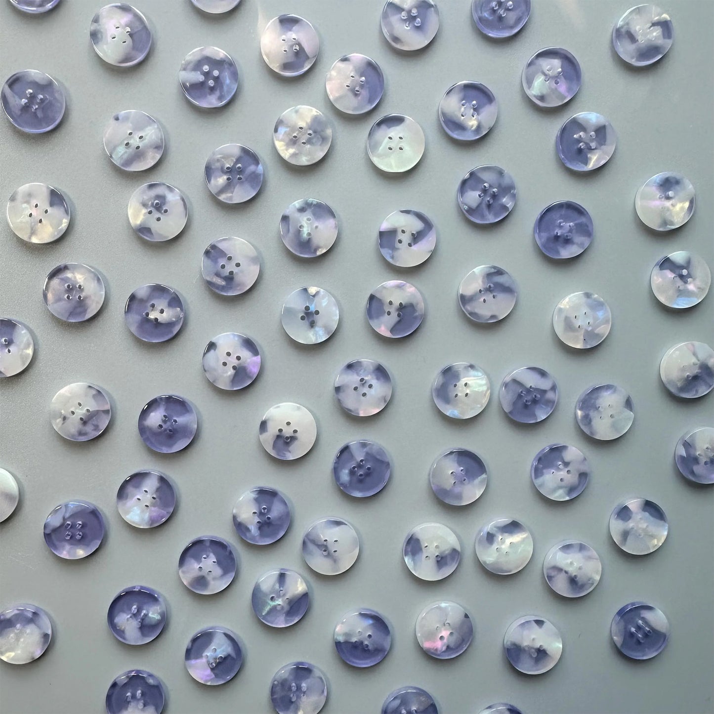 Boutons Pigeon Wishes, modèle Amethyst