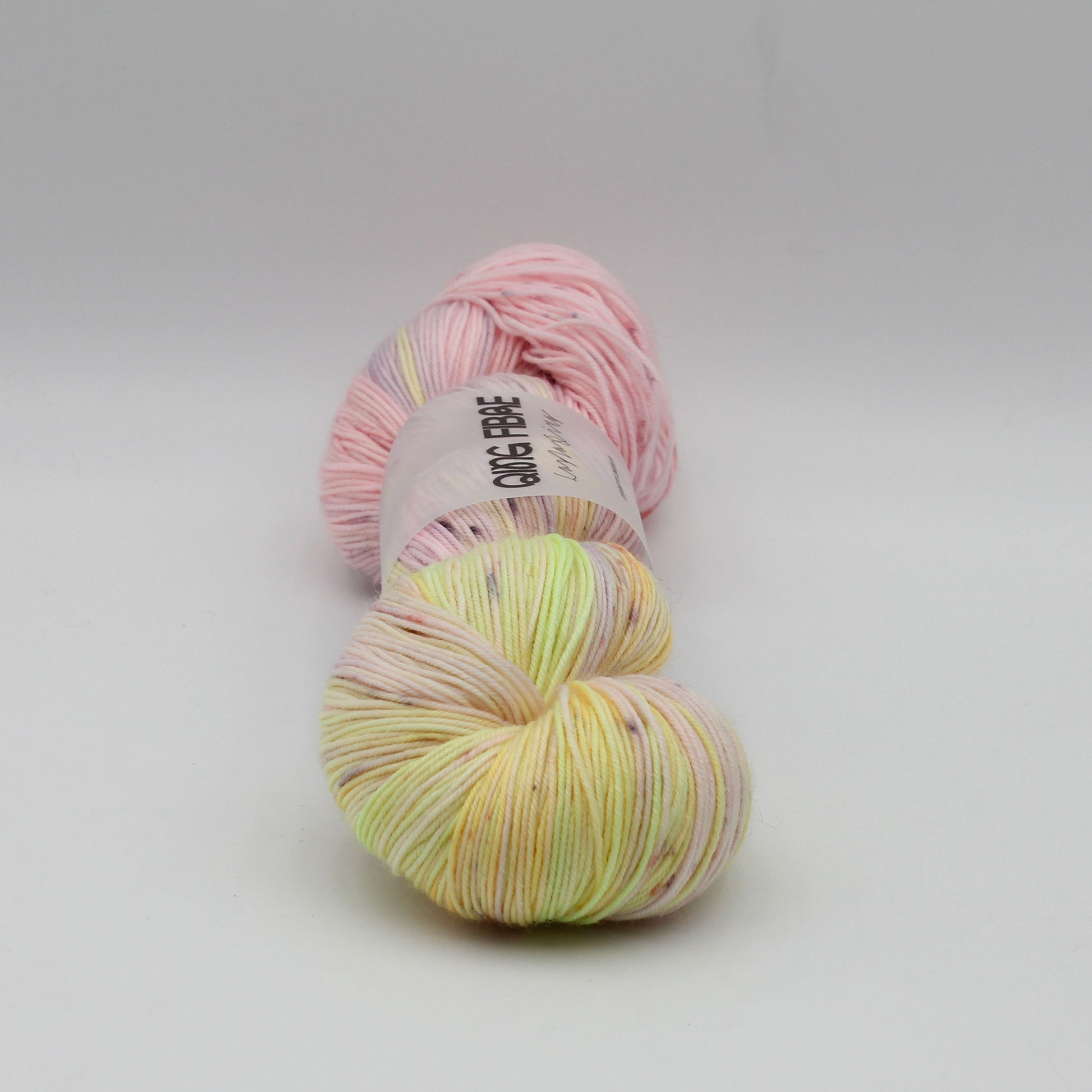 Echeveau de Dashing Fingering de Qing Fibre coloris Fruit Salad