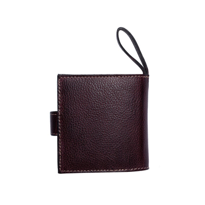 Etui pour aiguilles à coudre ou à broderie P076 de Re:Designed coloris Dark Cherry