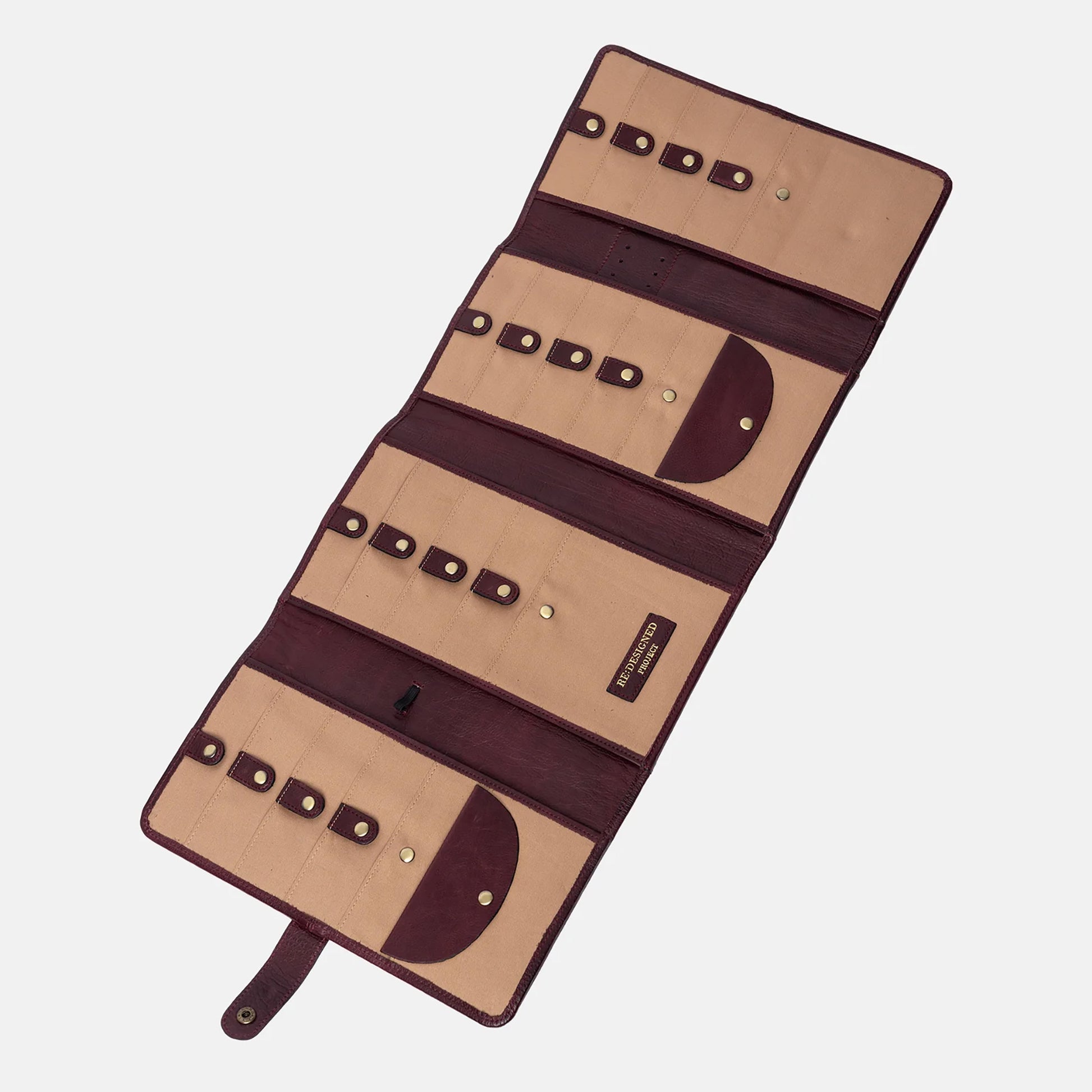 Pochette à aiguilles circulaires fixes Re:Designed P082 coloris Dark Cherry