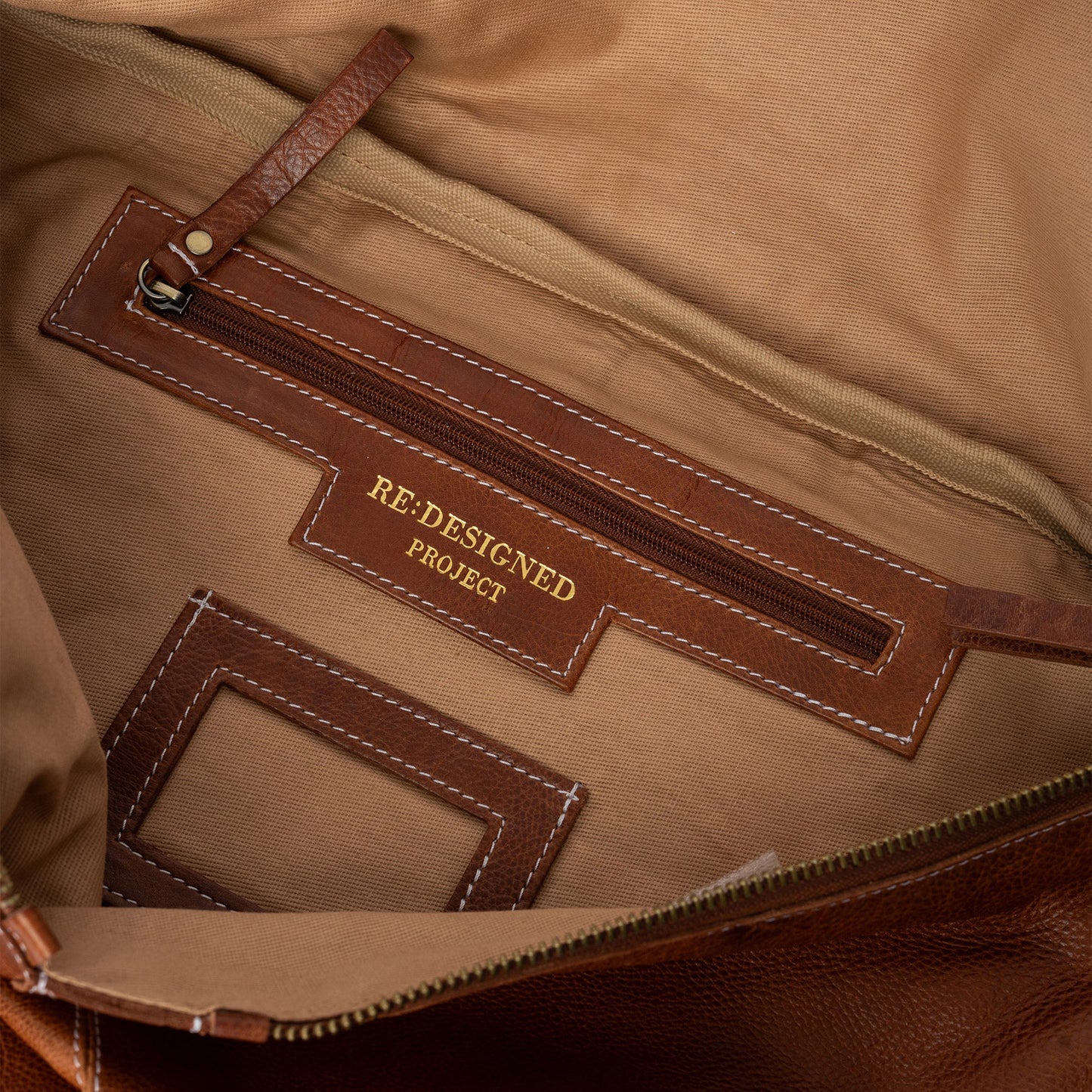 Sac à projet nomade P096 de Re:Designed coloris Walnut