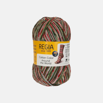 Pelote de Cotton Color de Regia, série Around The World, coloris 2413 Black Forest