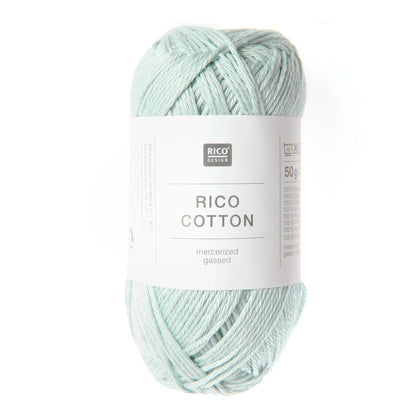 Pelote de Cotton de Rico Design coloris 705 Bleu Glacé