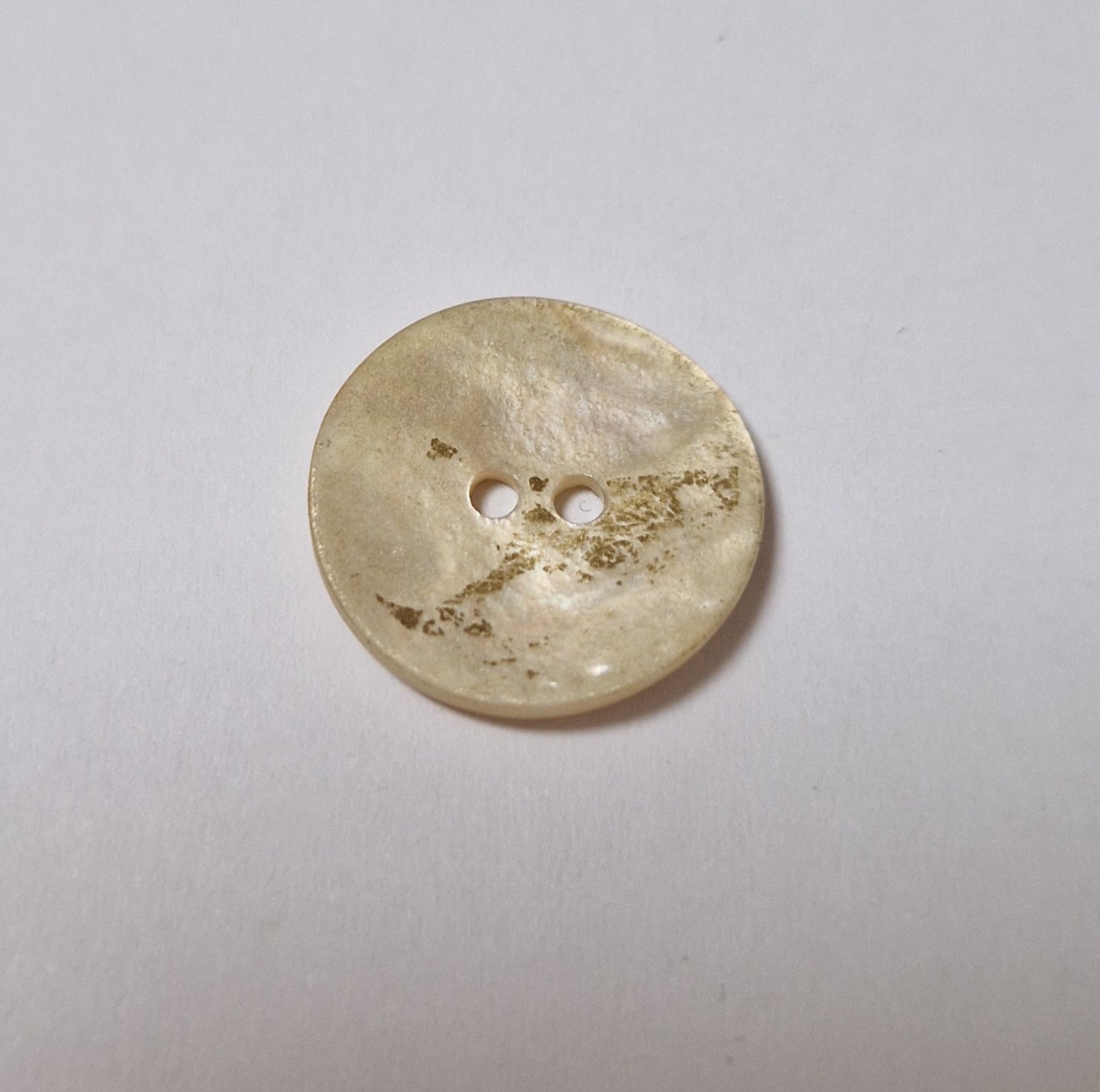 Boutons en Nacre Métallisée