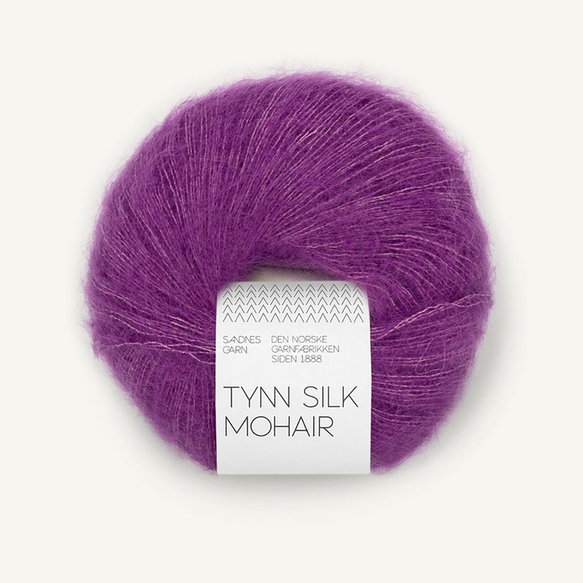 Pelote de Tynn Silk Mohair de Sandnes Garn coloris 5045 Plum