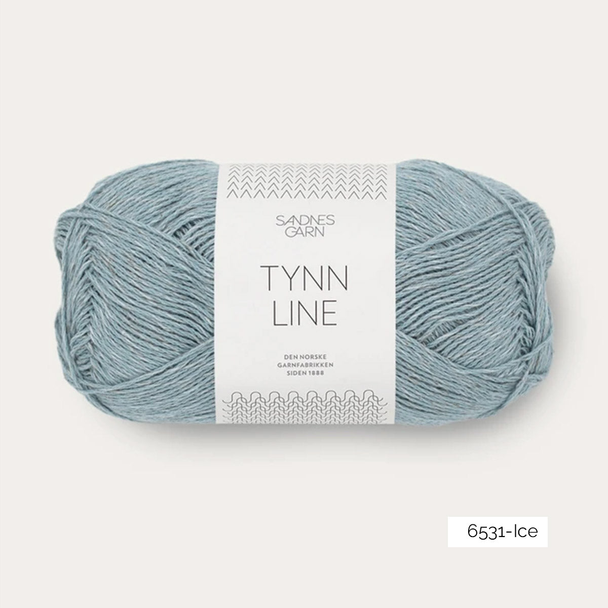 Pelote de Tynn Line de Sandnes Garn, mélange de coton, viscose et lin, coloris 6531 Ice