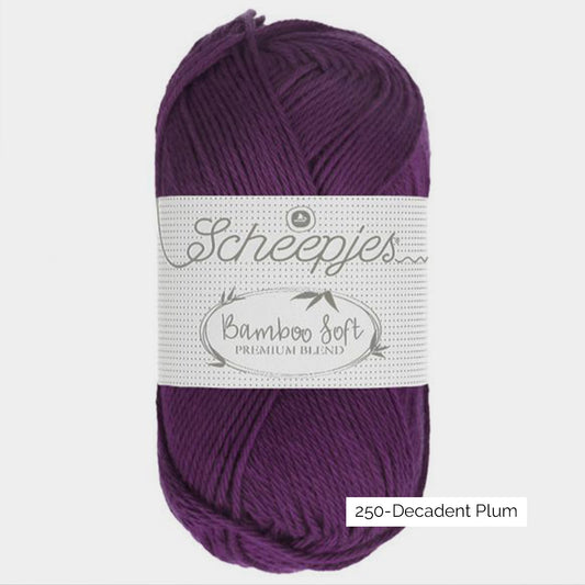 Pelote de viscose de bambou et coton Bamboo Soft de Scheepjes, coloris 250 Decadent Plum