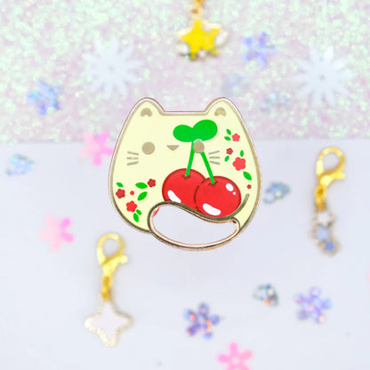 Pin's Keeper Holder de Sparkles in the Wild modèle Cerises