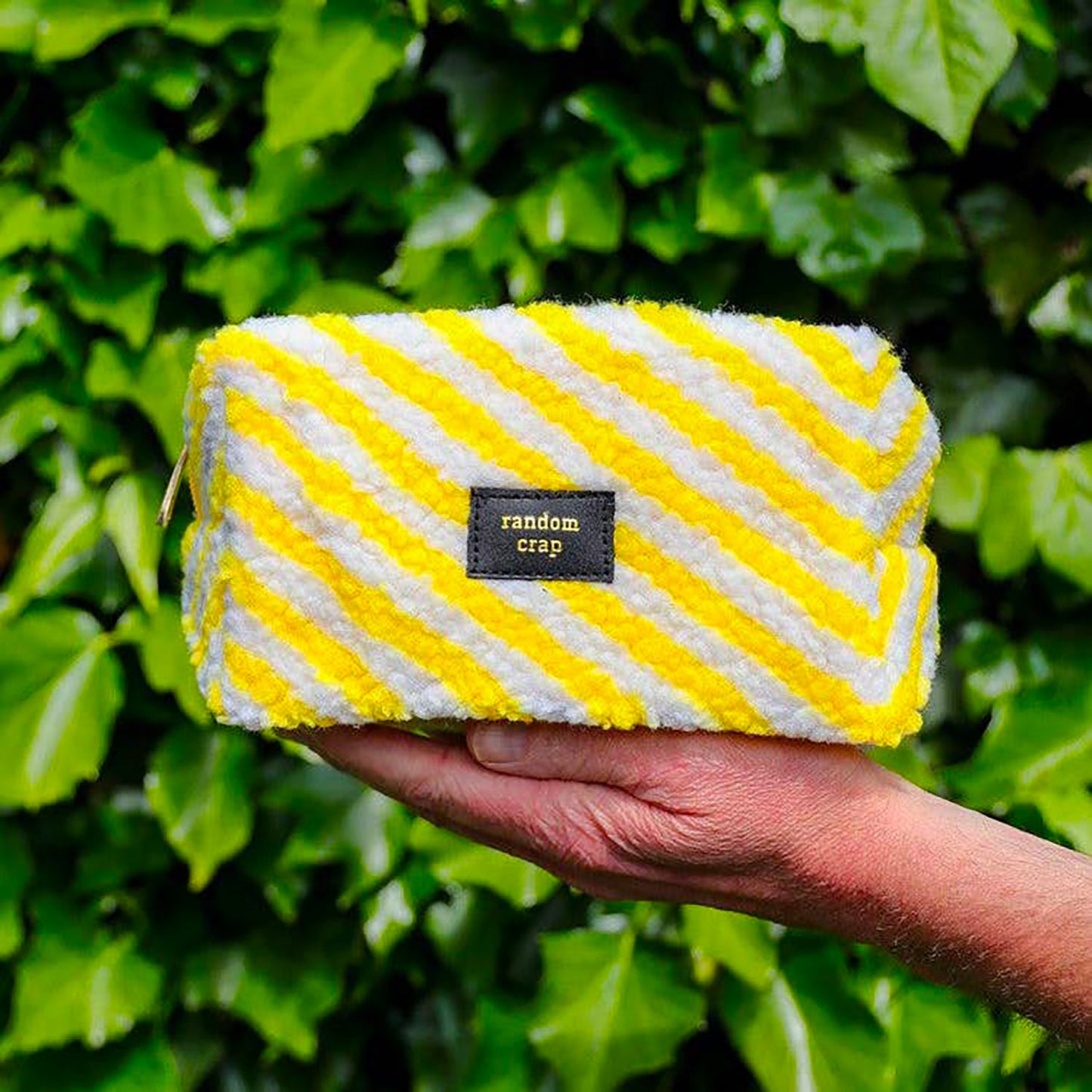 Trousse peluche de Studio Inktvis modèle Random Crap