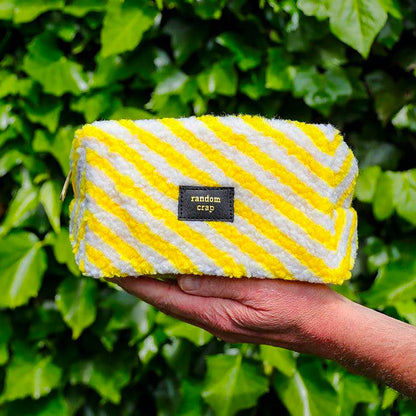 Trousse peluche de Studio Inktvis modèle Random Crap