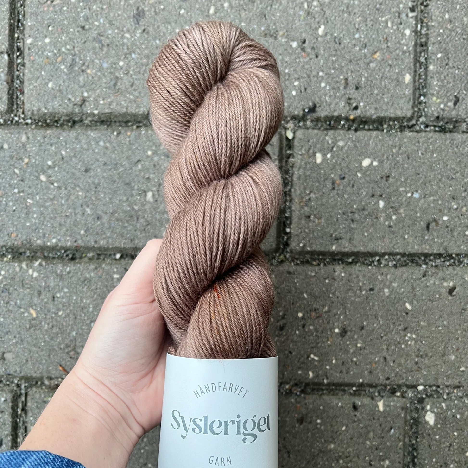 Echeveau de Cashmere Sock de Sysleriget coloris Teddy Bear Brown