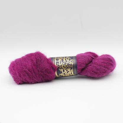 Echeveau de Furisode Suri-Silk de The Hare & The Crow, coloris Fig