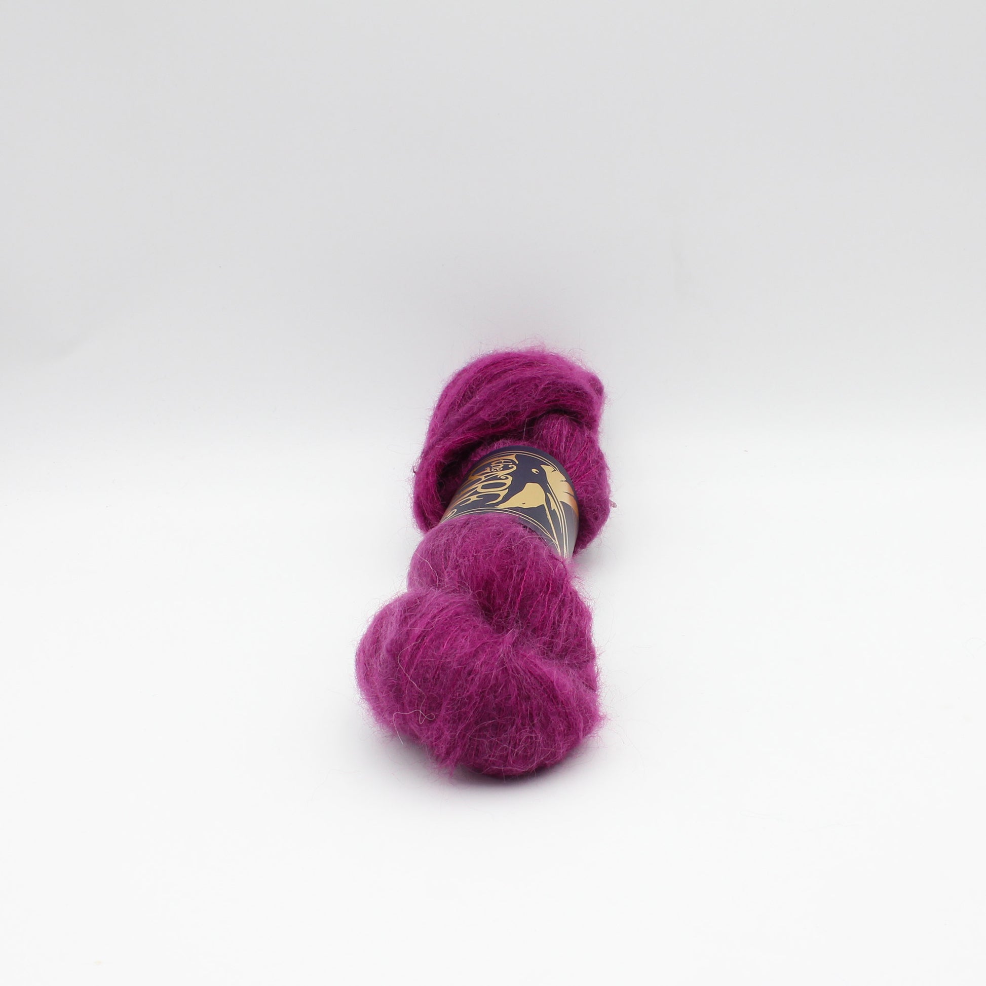 Echeveau de Furisode Suri-Silk de The Hare & The Crow, coloris Fig