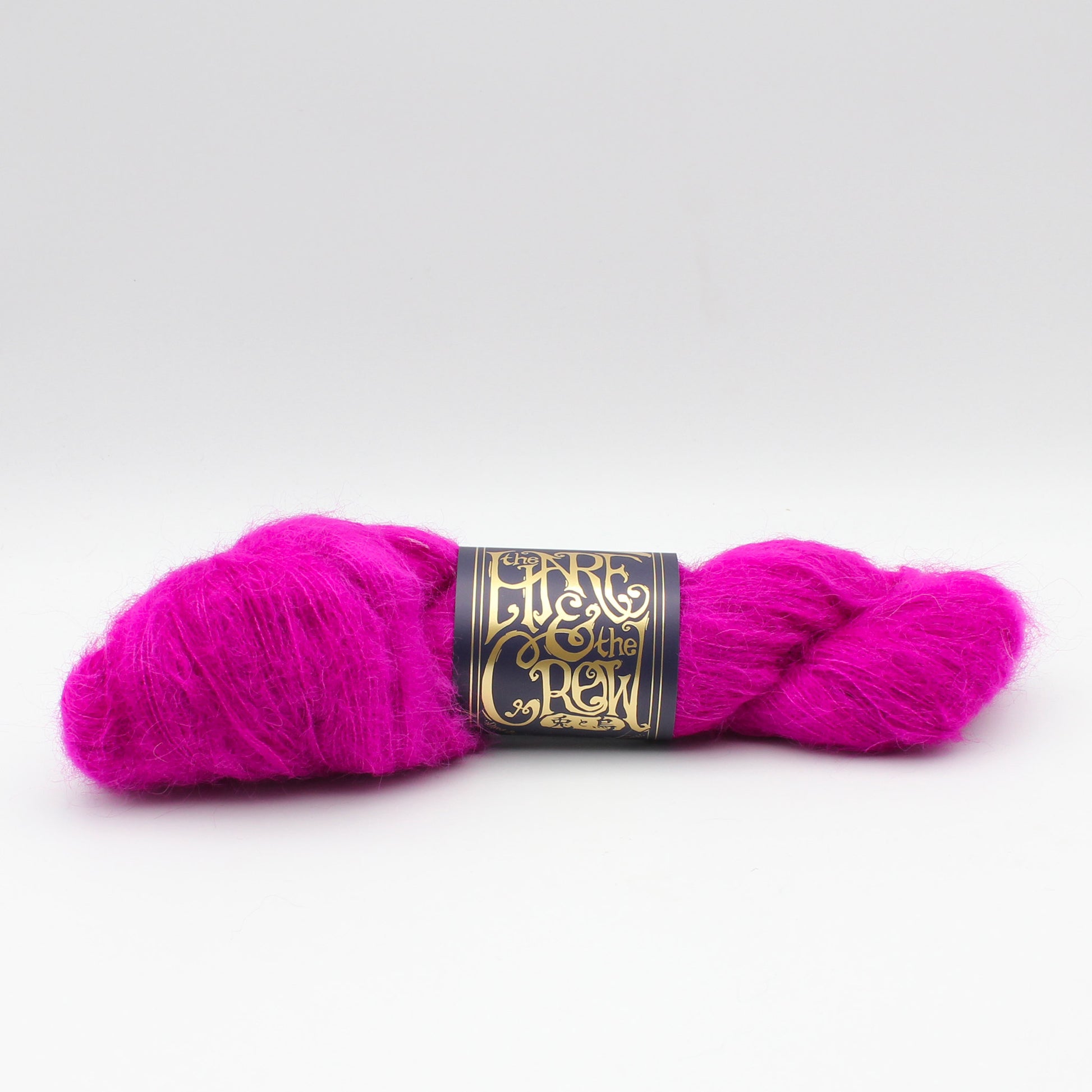 Echeveau de Furisode Suri-Silk de The Hare & The Crow, coloris Fuchsia as Foretold