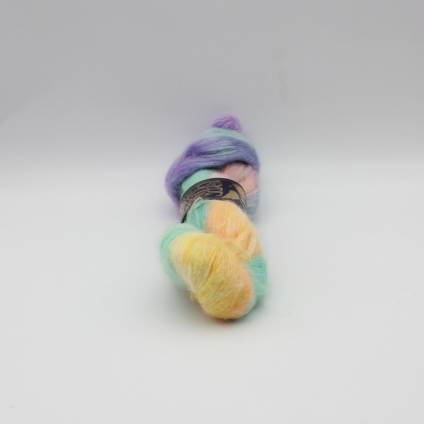 Echeveau de Furisode Suri-Silk de The Hare & The Crow, coloris Huntr/X