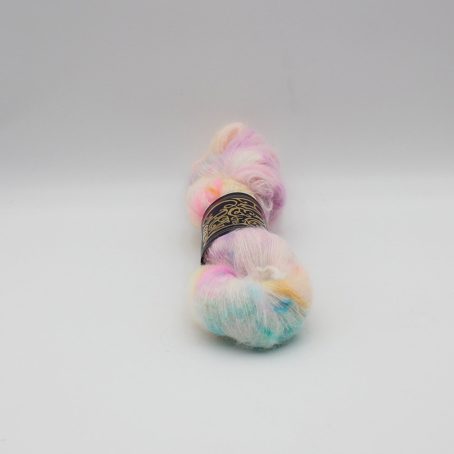 Echeveau de Furisode Suri-Silk de The Hare & The Crow, coloris Kawaii