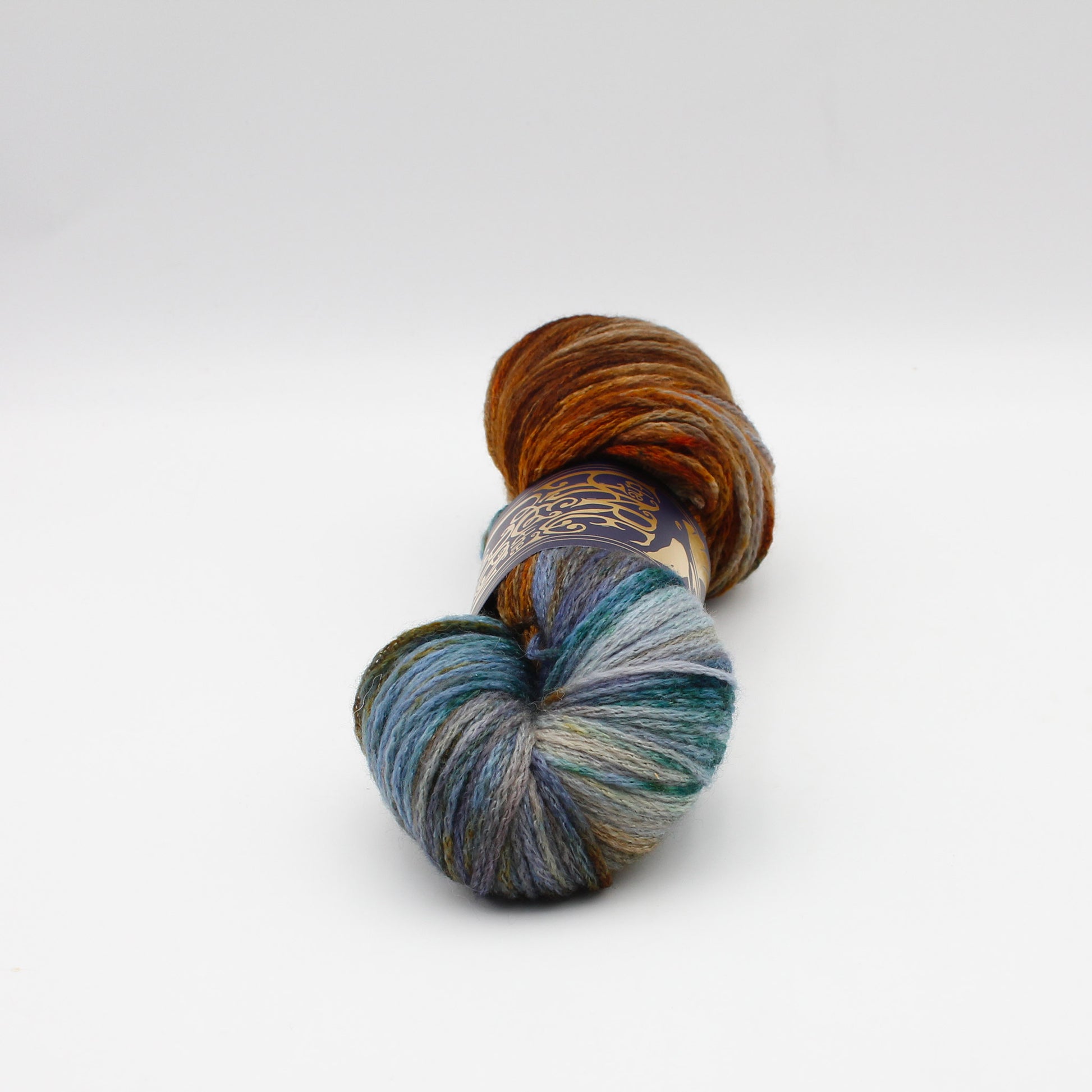 Echeveau de Hanten (fil chaînette) de The Hare & The Crow coloris Swallow Point